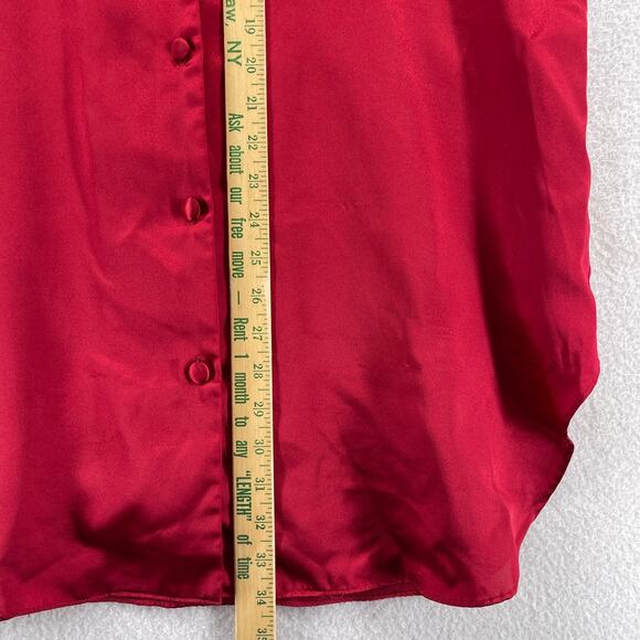 VICTORIA SECRET Top XS Satin Pajama Sleep Shirt Button Up Short Sleeve Red - Picture 11 of 12